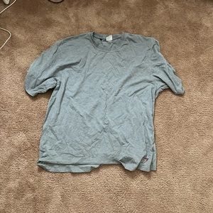 Gymshark Men’s Gray T-Shirt Size XXL